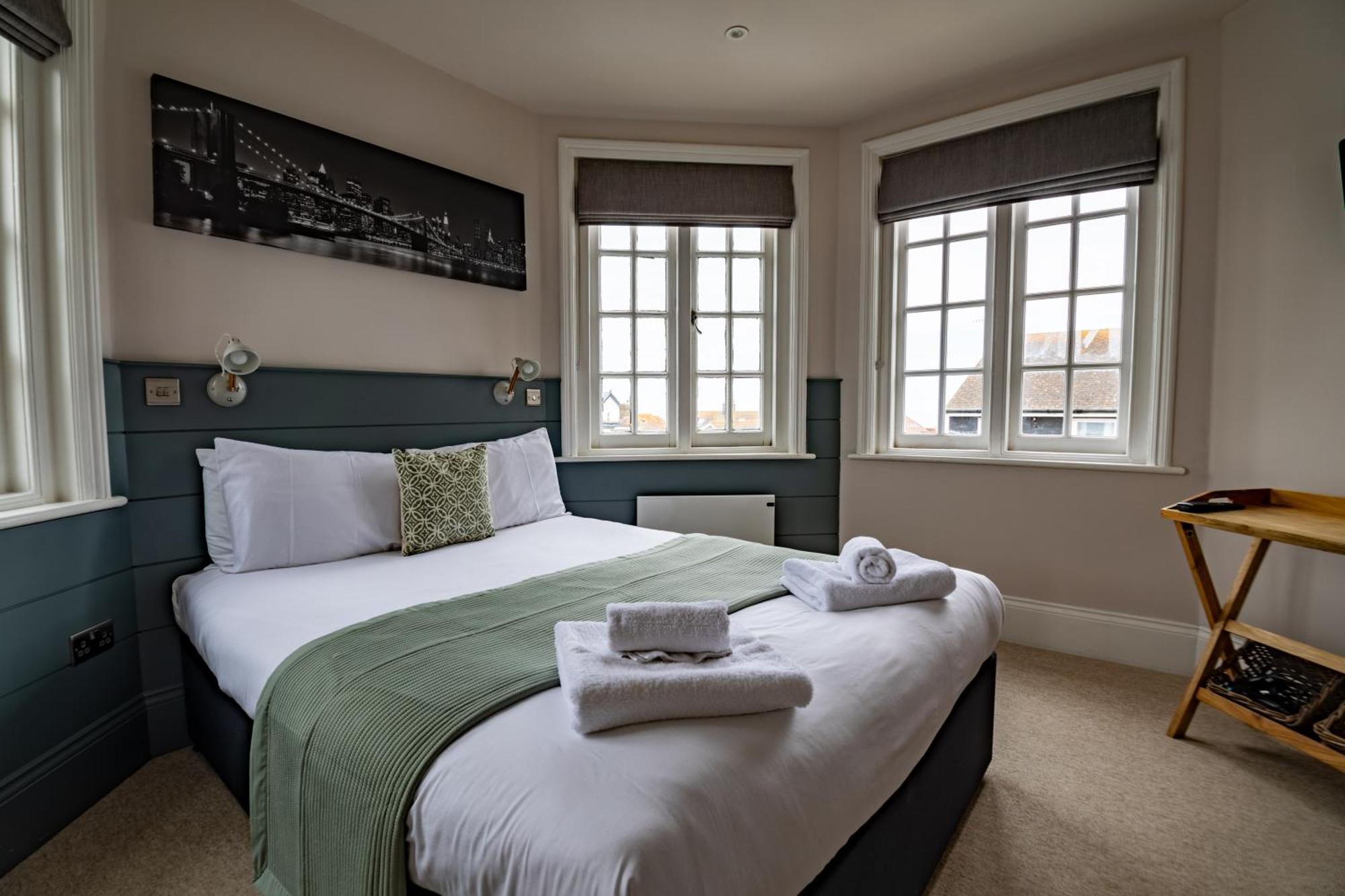 The Bay Hotel Pevensey Exterior photo